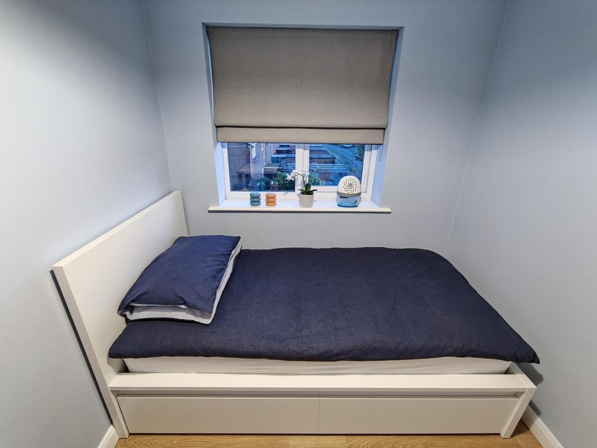 Joshua Court Single Room Stoke-on-Trent Ngoại thất bức ảnh