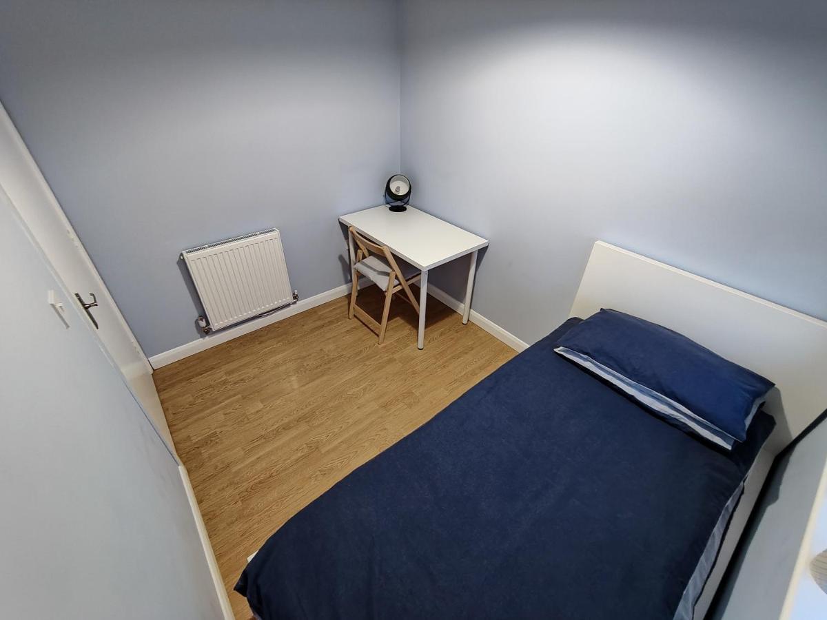 Joshua Court Single Room Stoke-on-Trent Ngoại thất bức ảnh